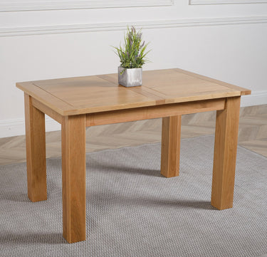 Hampton Small Oak Extending Dining Table with 4 Lola Brown Leather Chairs