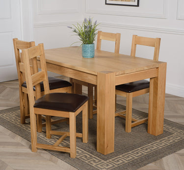 Kuba Medium Oak Dining Table with 4 Lincoln Oak Chairs