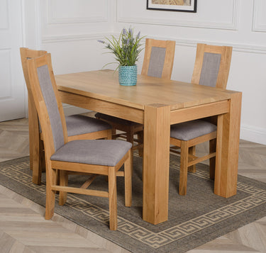 Kuba Medium Oak Dining Table with 4 Stanford Oak Chairs