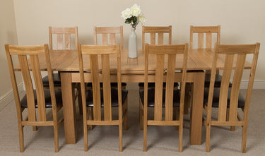 Richmond Medium Oak Extendable Dining Table with 8 Princeton Oak Chairs